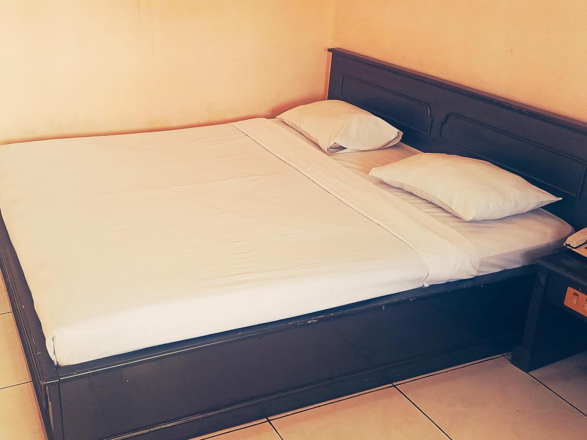 Hotel Wijaya Purwokerto Exterior photo