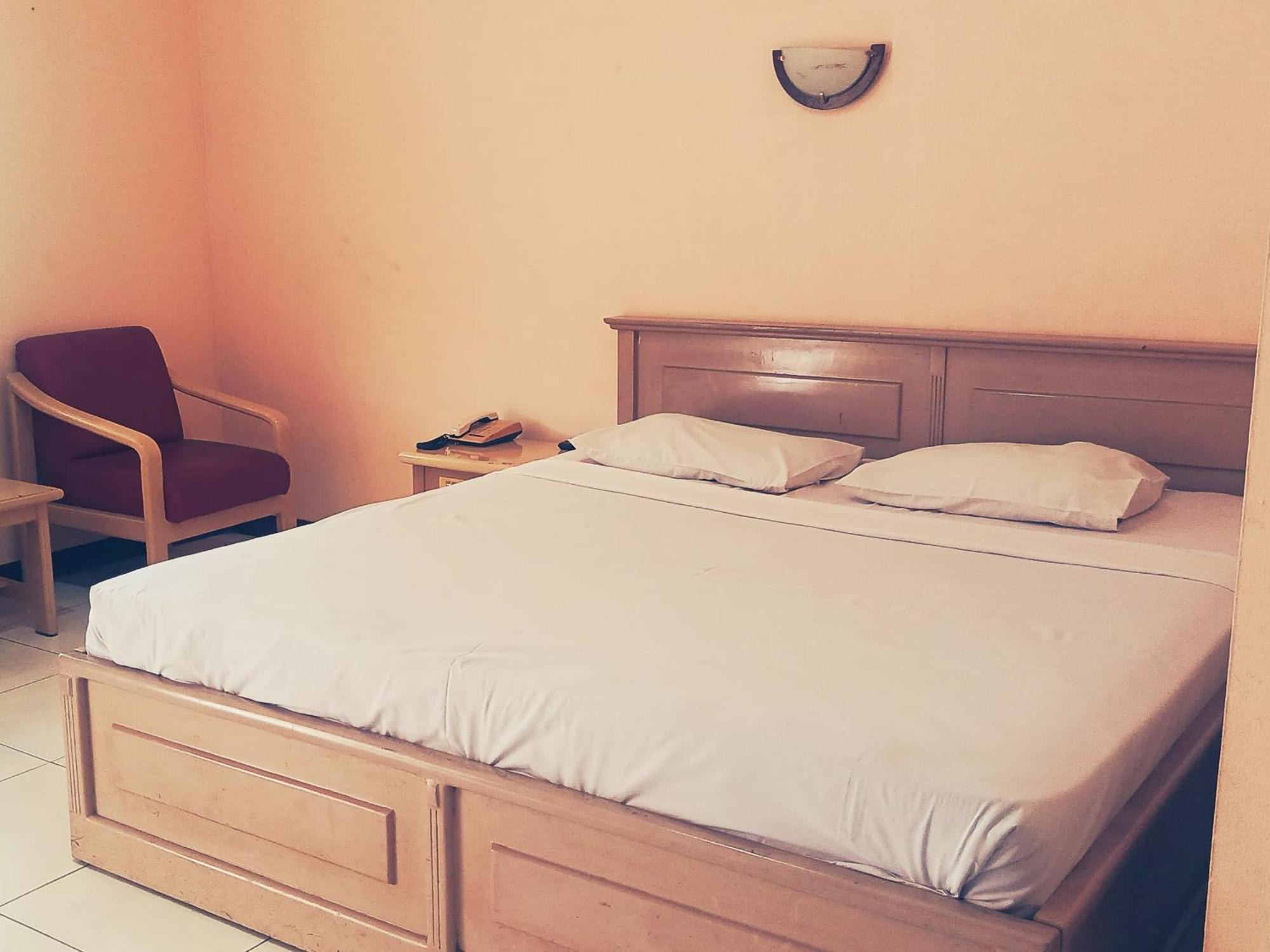 Hotel Wijaya Purwokerto Exterior photo