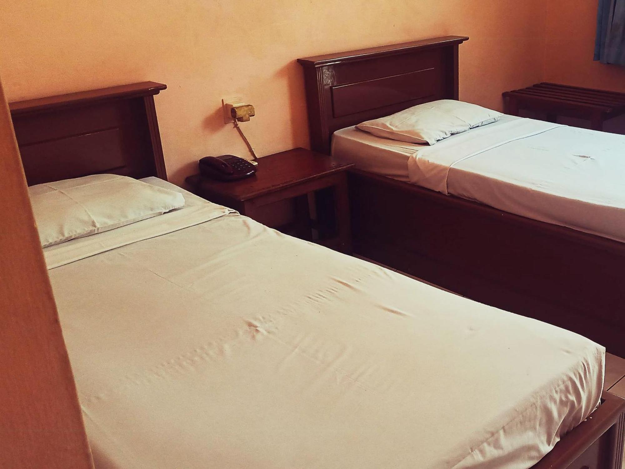 Hotel Wijaya Purwokerto Exterior photo